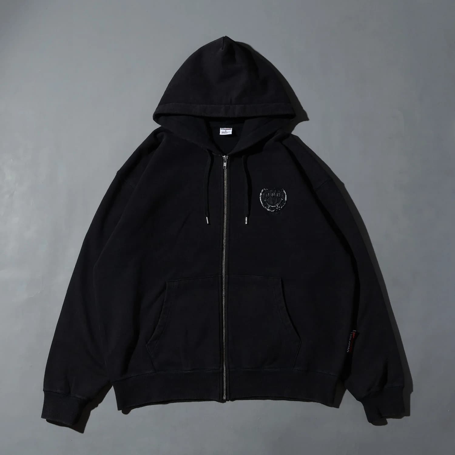 ICONIC Zip Hoodie - 05dd03d38923aa8785f77a4fd1f6d9f9.jpg