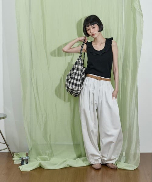 103045317b_b_81_500.jpg