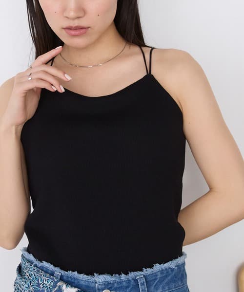 103858732b_b_21_500.jpg