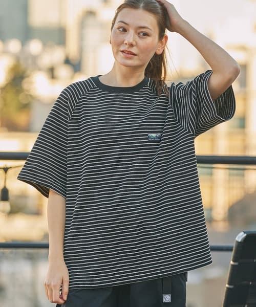 104767911b_b_184_500.jpg