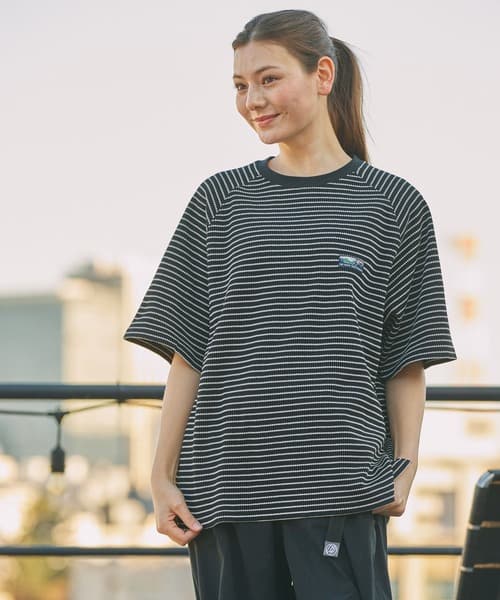 104767911b_b_186_500.jpg