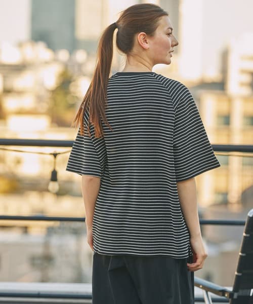 104767911b_b_188_500.jpg