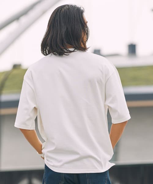 104998241b_b_05_500.jpg