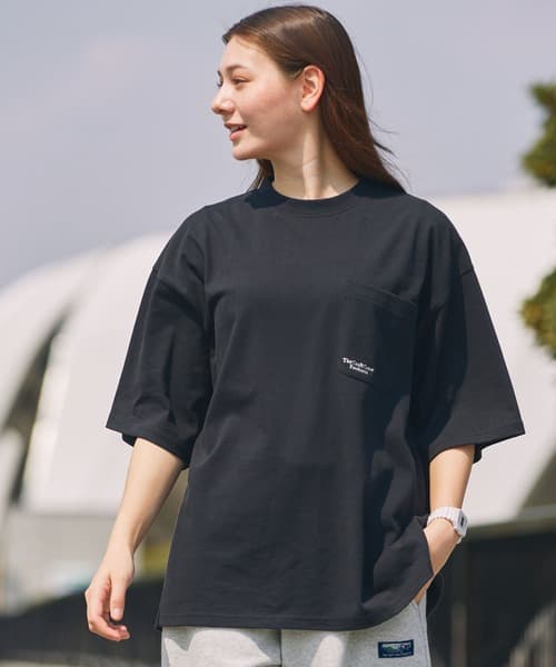 104998241b_b_57_500.jpg
