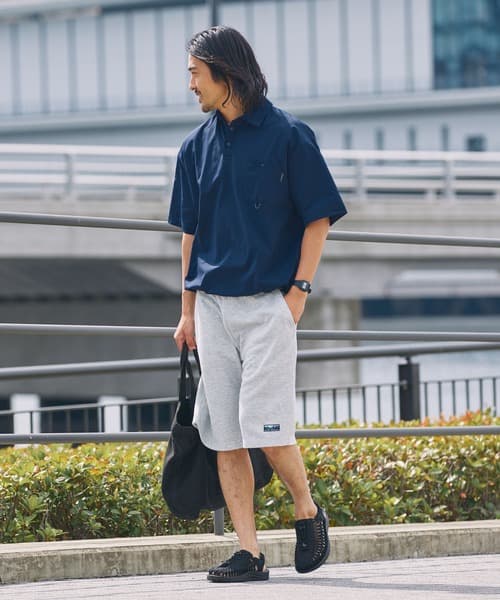 ネイビー