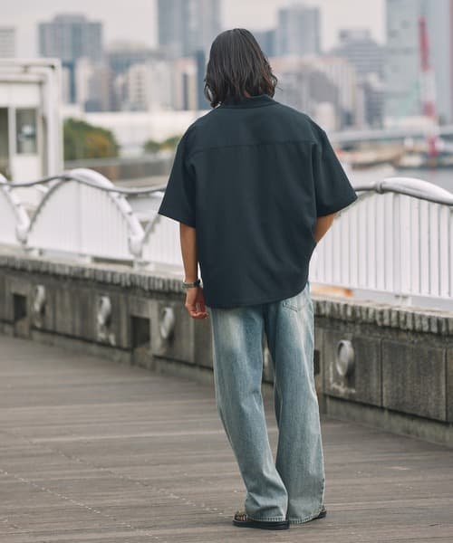 105001515b_b_14_500.jpg