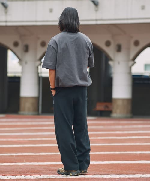 105001516b_b_46_500.jpg