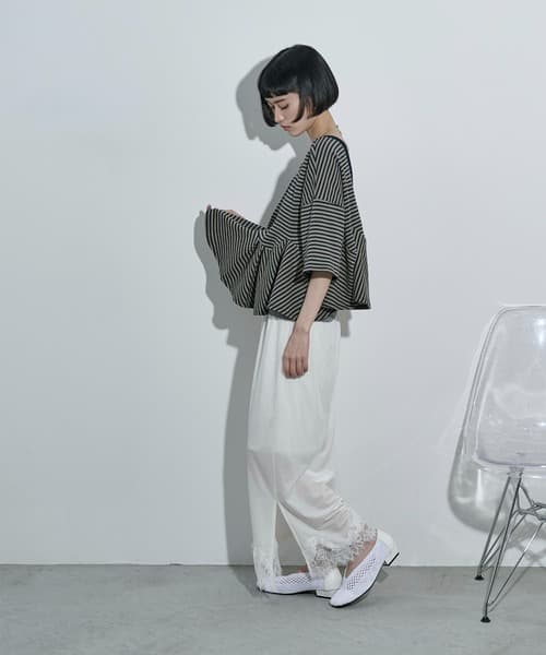 105426697b_b_34_500.jpg