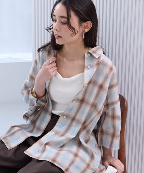 ブルー