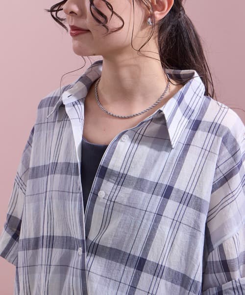 105508247b_b_61_500.jpg