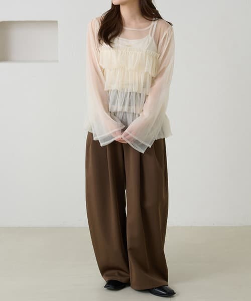 105627792b_b_20_500.jpg