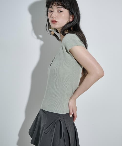 106291478b_b_15_500.jpg