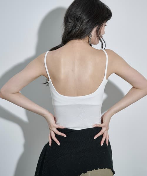 106291875b_b_41_500.jpg
