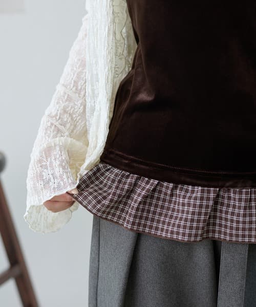 110434389b_b_20_500.jpg