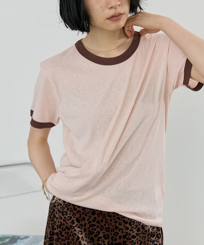 ピンク