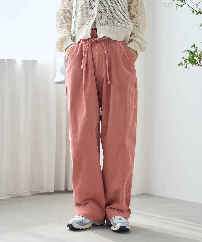 ピンク