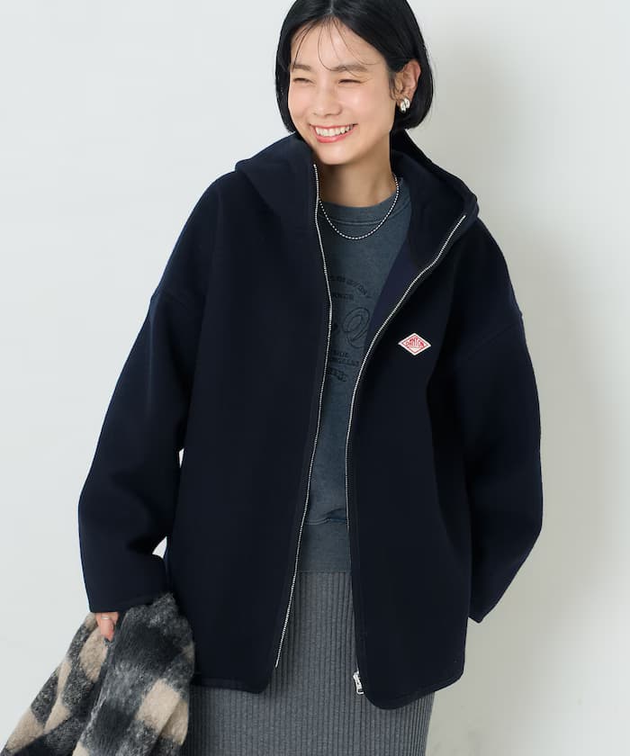 ネイビー