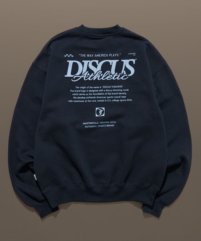 DISCUS ATHLETIC × FREAK'S STORE 聯名限定 重疊Logo 背面印花 圓領衛衣【限定款】