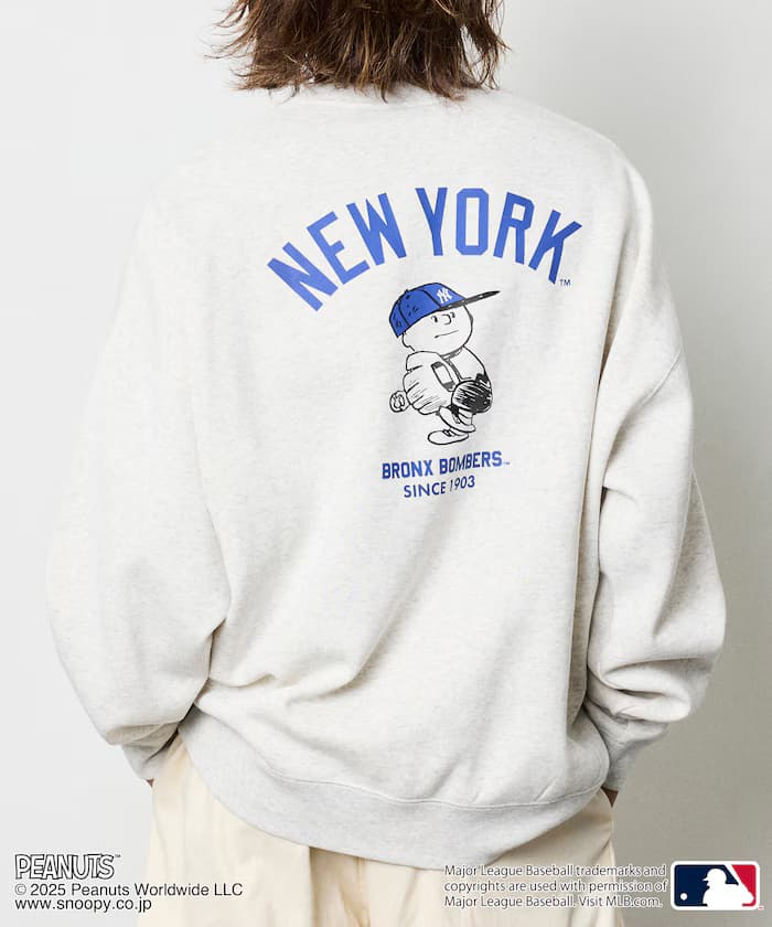 MLB×PEANUTS 別注 寬版後背印花 圓領衛衣/YANKEES【限定展開】