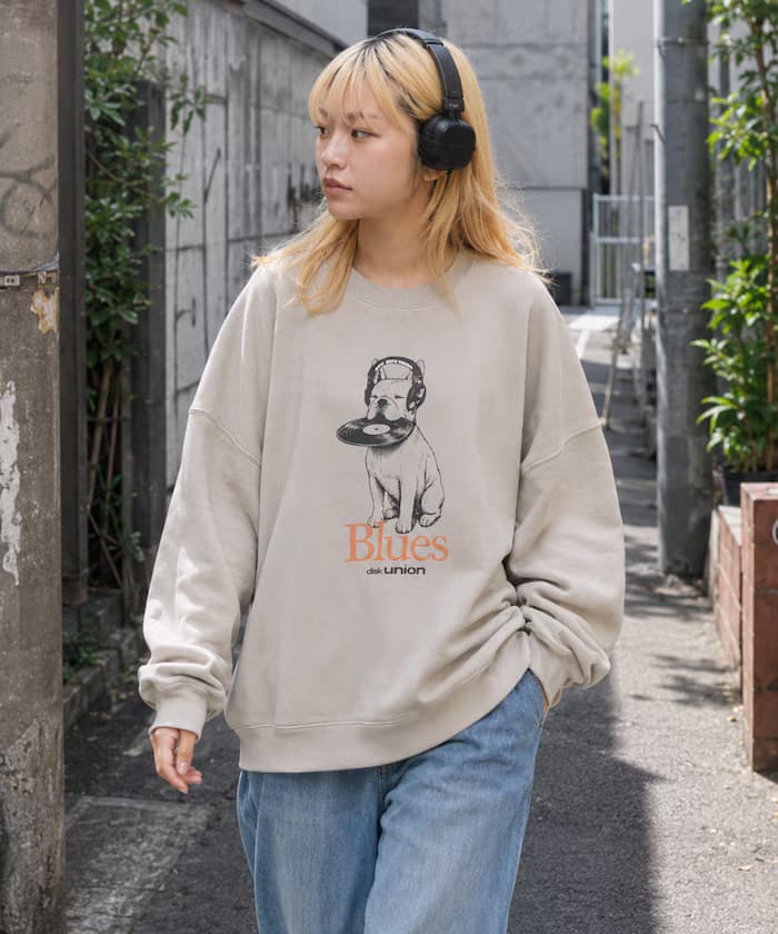 ベージュ