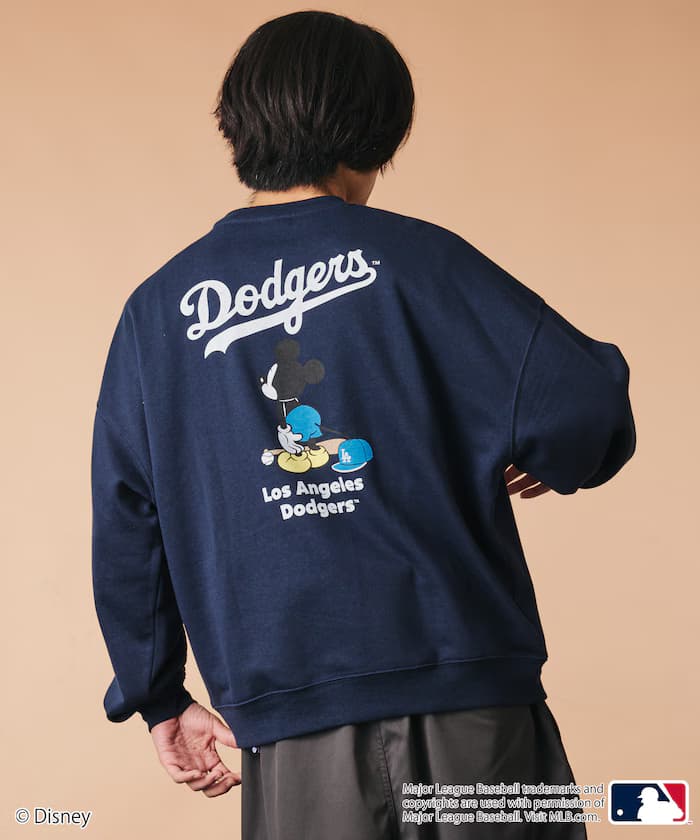 ネイビー