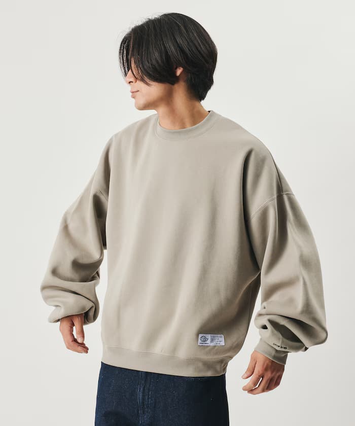 ベージュ