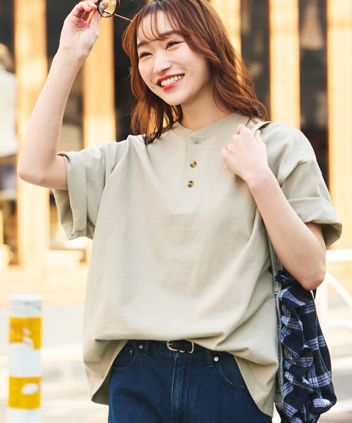 グレージュ