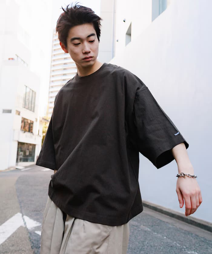 ブラウン