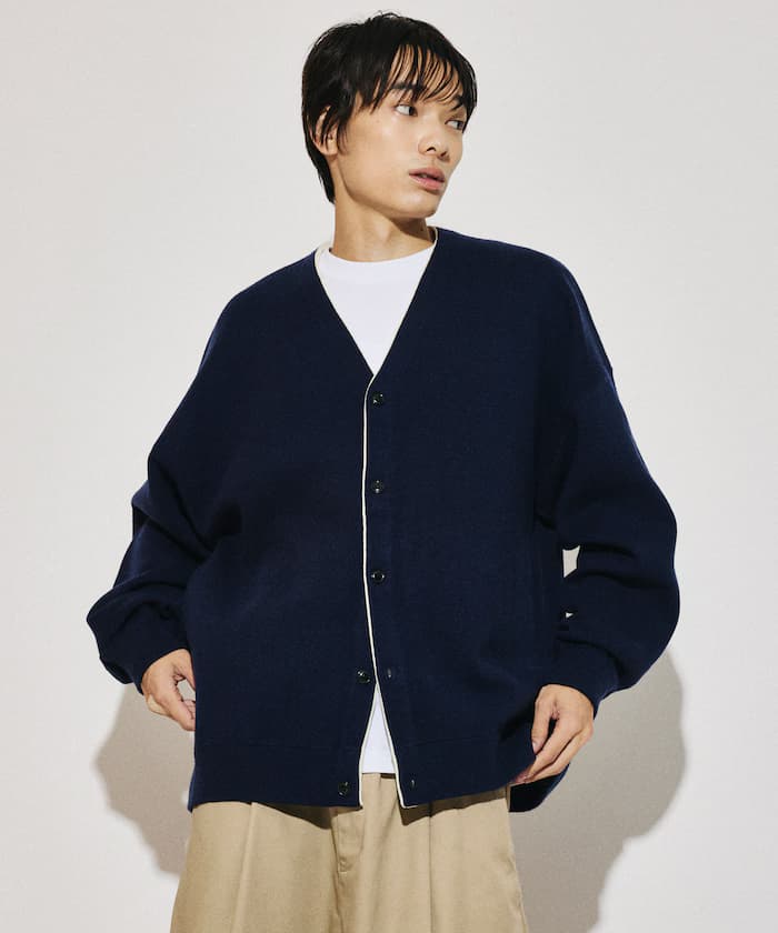 ネイビー