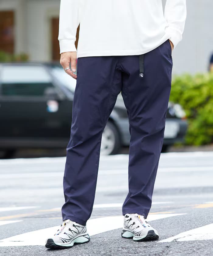 ネイビー