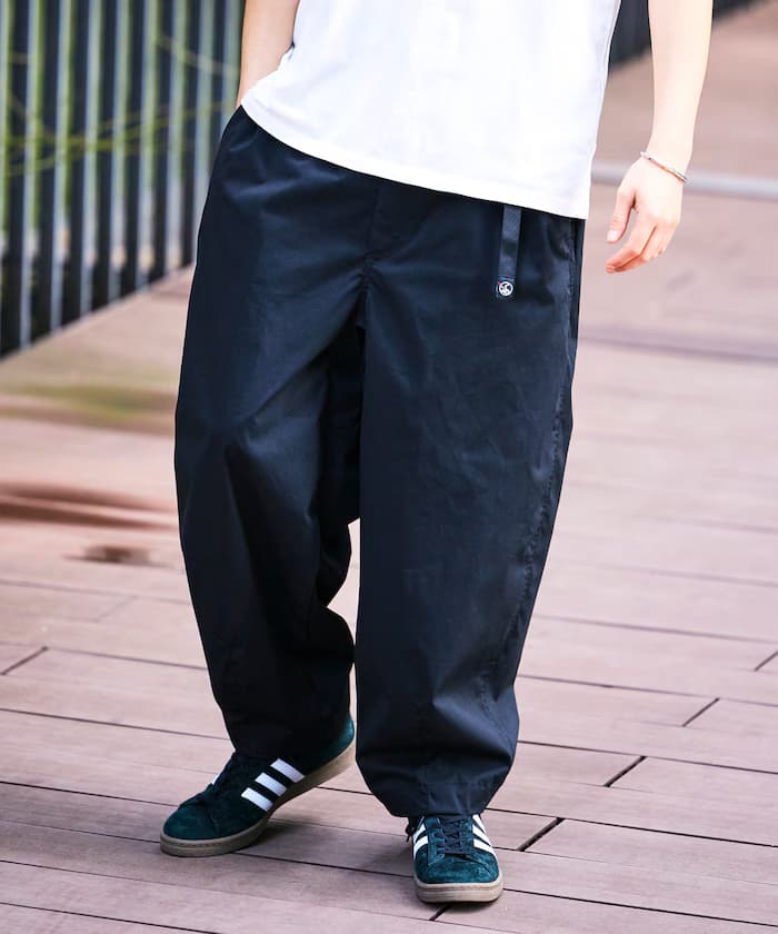 Easy Care Fabric 寬版吸濕排汗抗UV 登山褲【限定款】