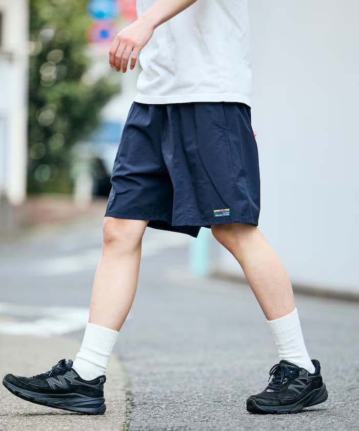 ネイビー