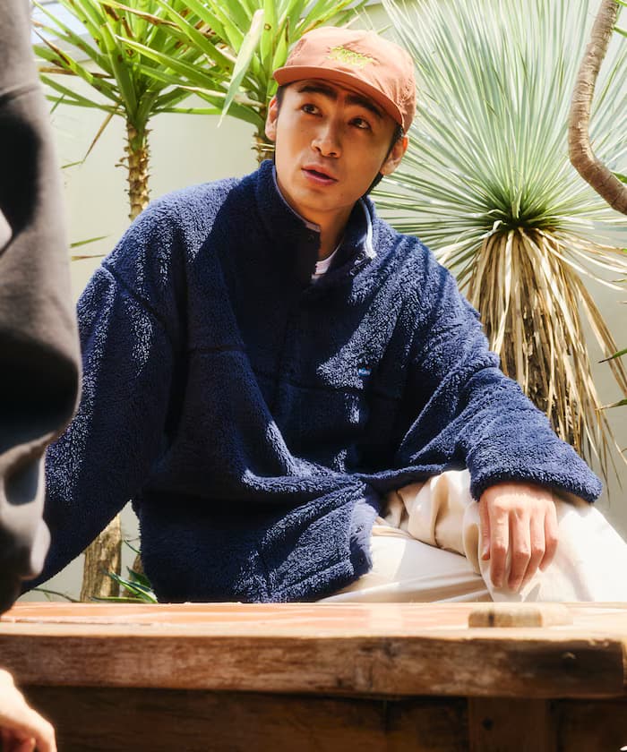 ネイビー