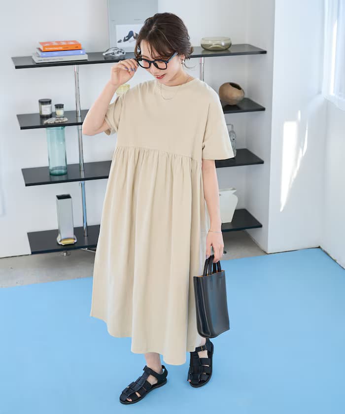 腰部皺褶拼接半袖連身裙【限定展開】