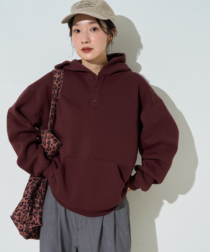 ワインレッド
