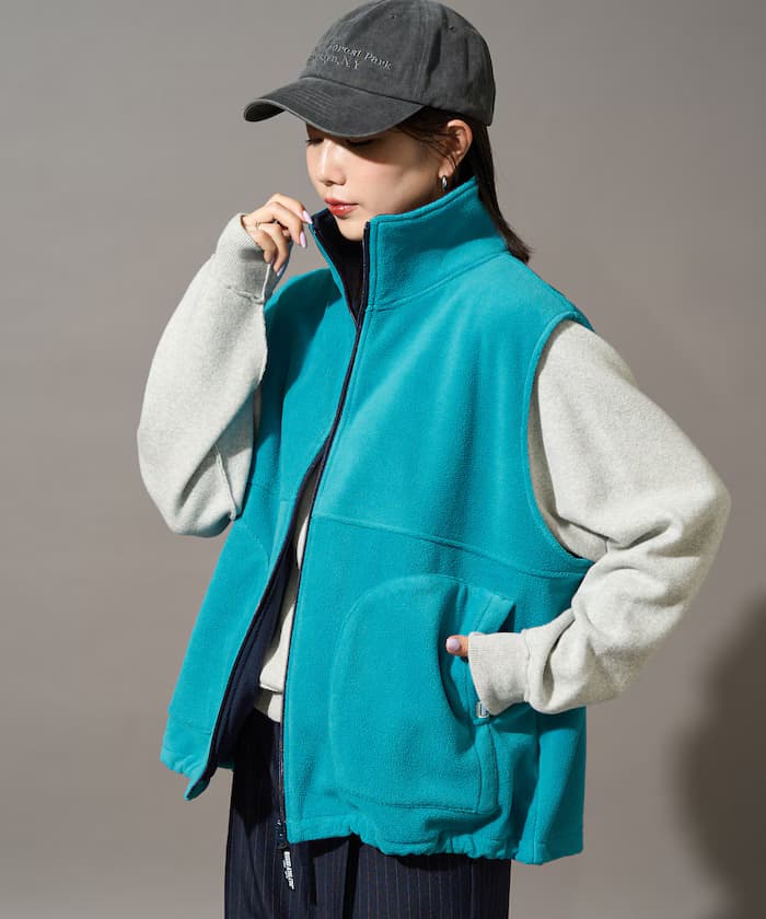 ブルー