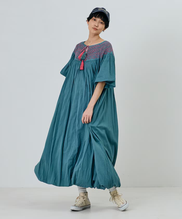 Freada 印度風配色 煙管褶繡 澎澎袖洋裝