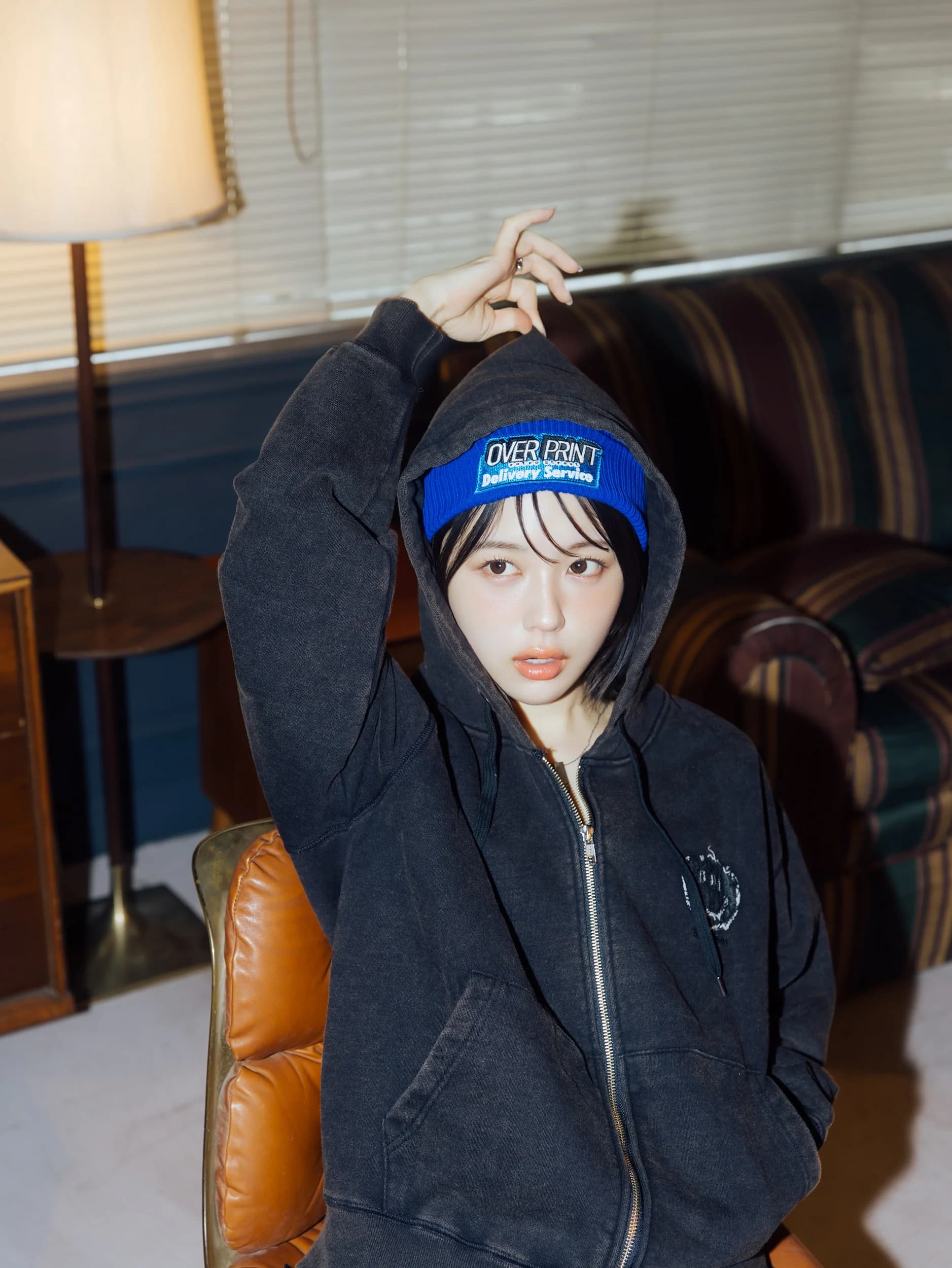 ICONIC Zip Hoodie - 260612_op_02662.jpg