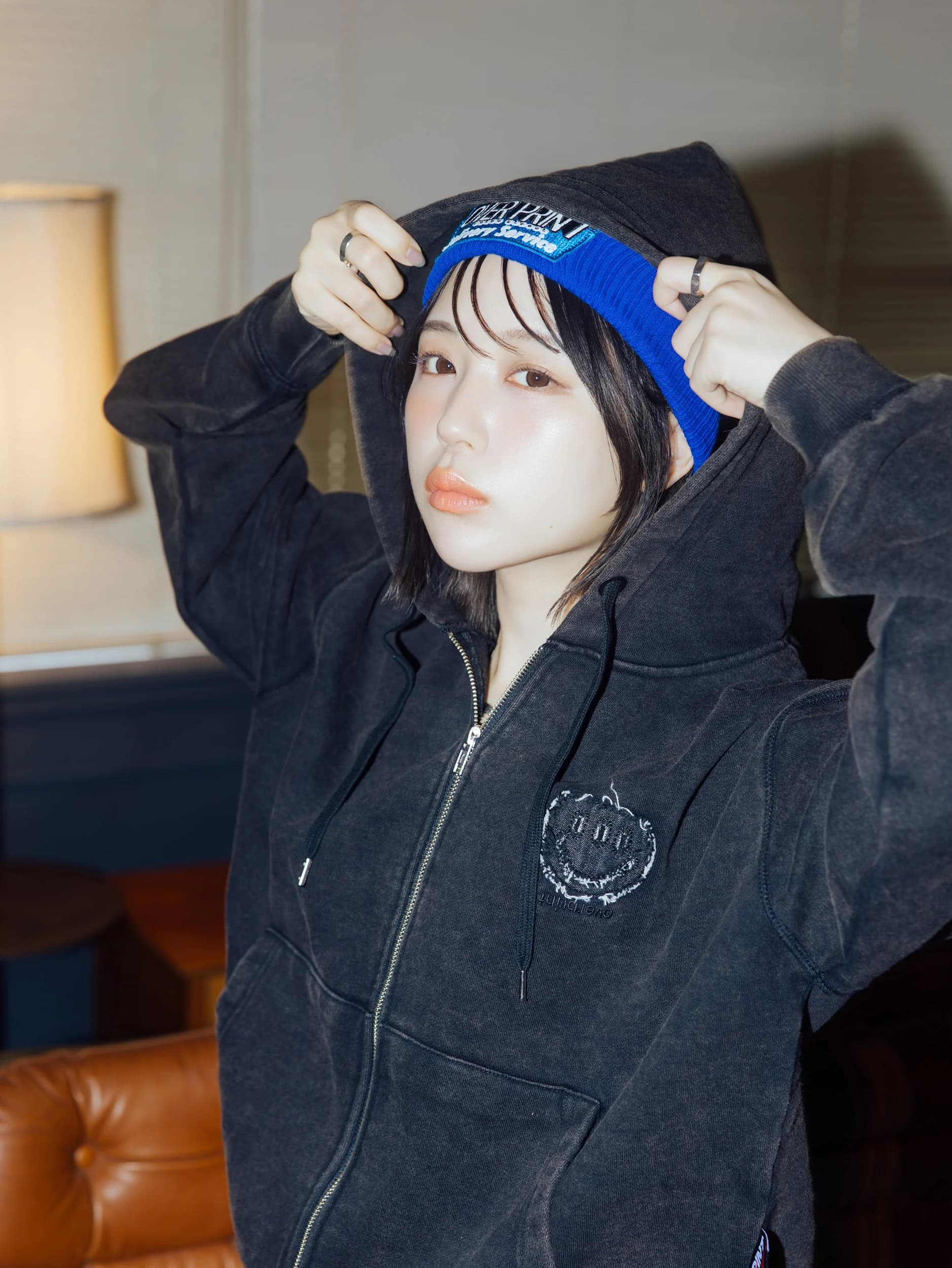 ICONIC Zip Hoodie - 260612_op_02718.jpg