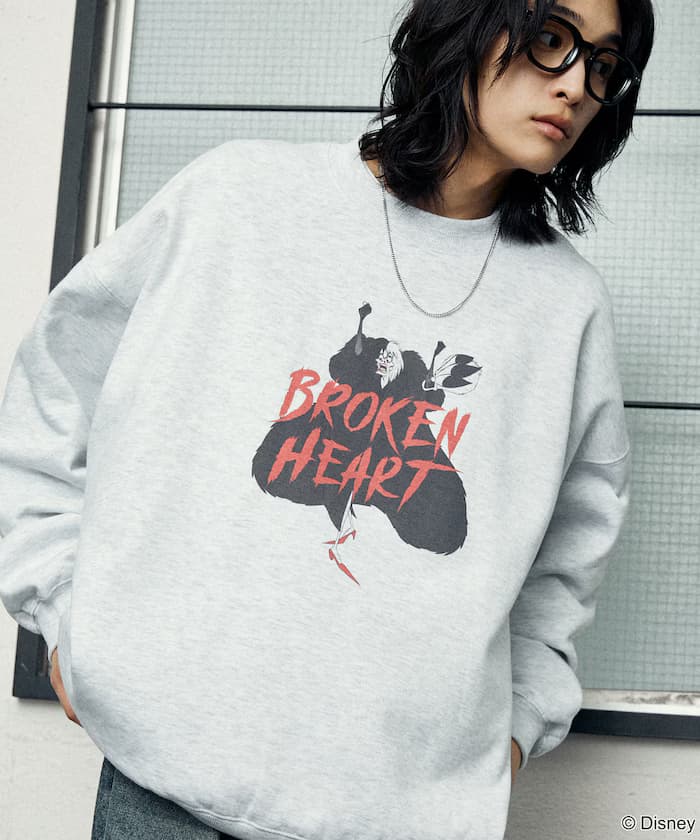別注 VILLAINS CRUELLA SWEAT