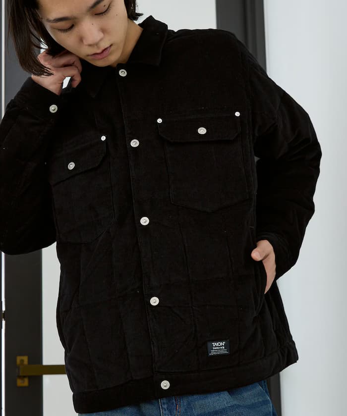 ブラック