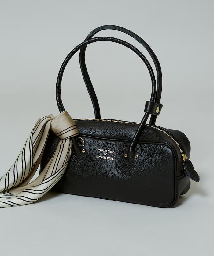EMBOSSED LEATHER STUDENT S 限定展開