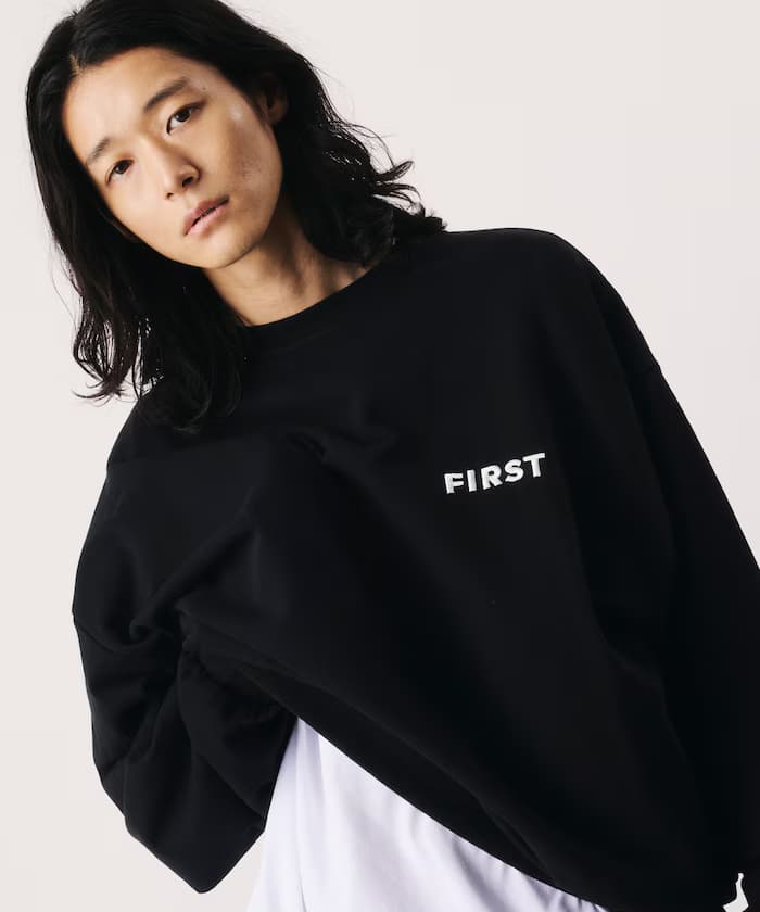 ブラック