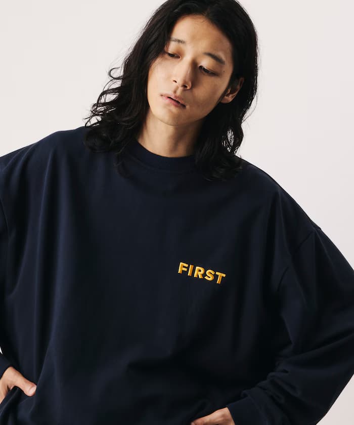 ネイビー