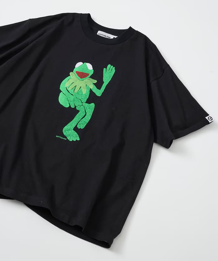 ブラック
