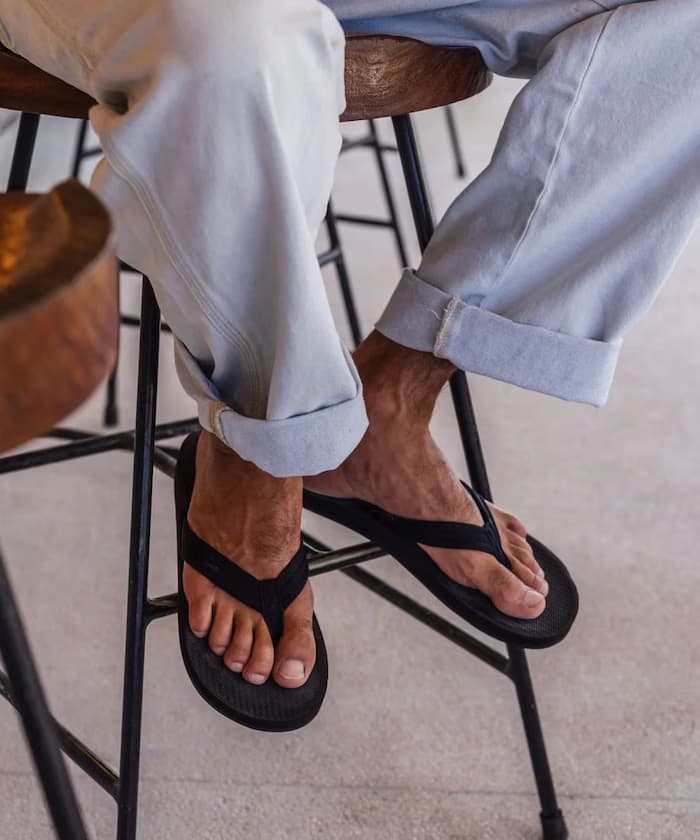 EASY LIVING Flip Flops