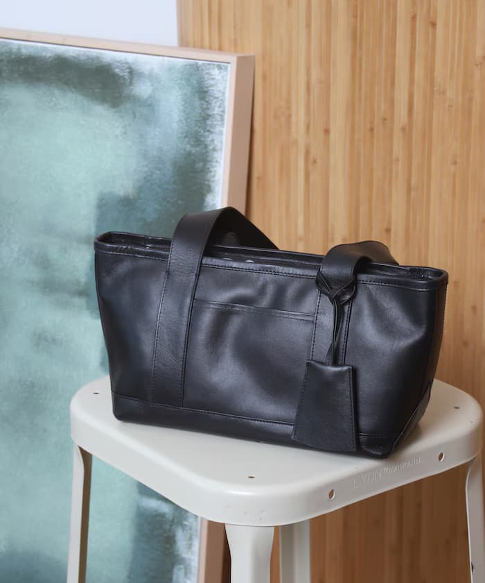 COW LEATHER WIDE TOTE BAG【限定展開】