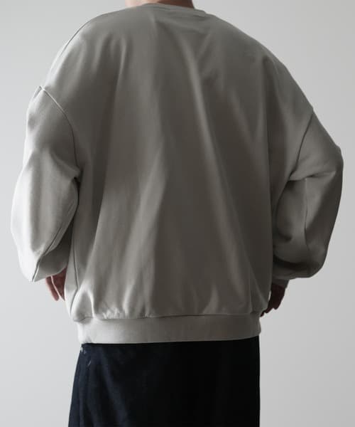 61145762b_b_350_500.jpg