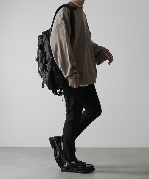 61145762b_b_441_500.jpg