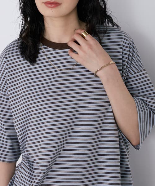 61424085b_b_463_500.jpg